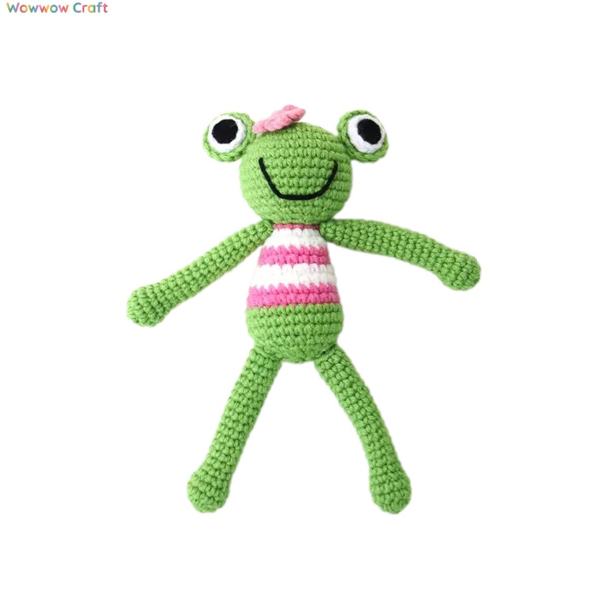 Crochet Doll,Cute hand-crocheted green frog doll - Hand-crocheted doll